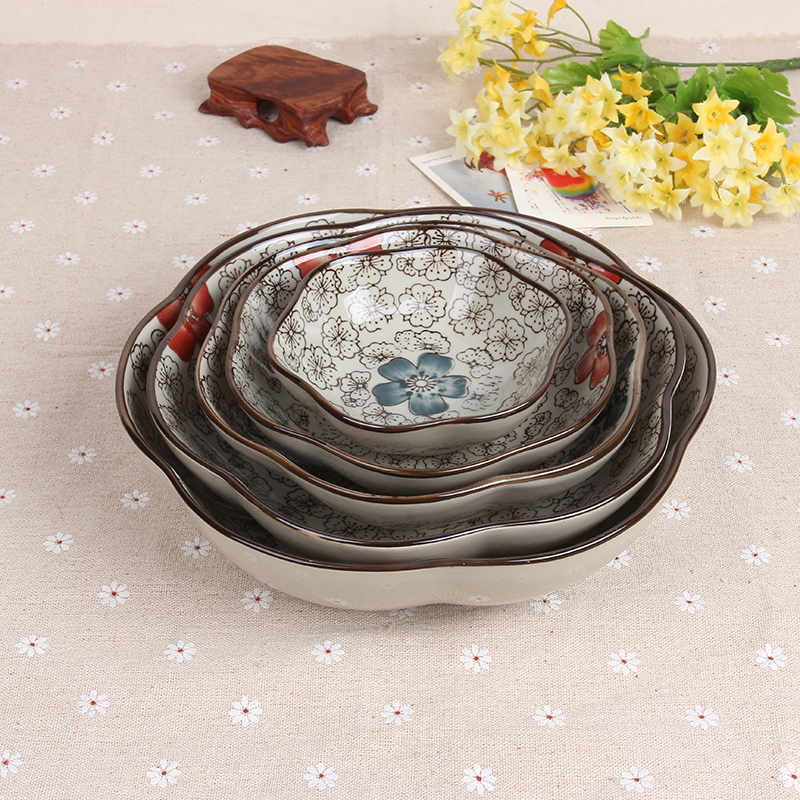 Dish of dish of sauce vinegar dish of dish of dish of dish of dish of plum flower manufacturer direct sale Chinese style pottery dish