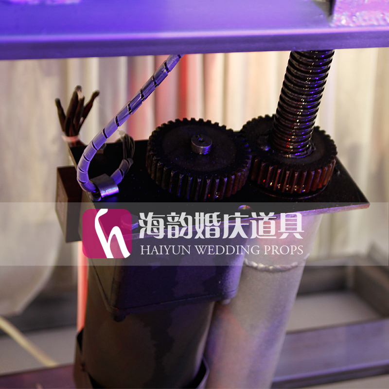 Haiyun wedding props, wedding party decoration supplies, metal electric adjustable stage and T-stage Specification image