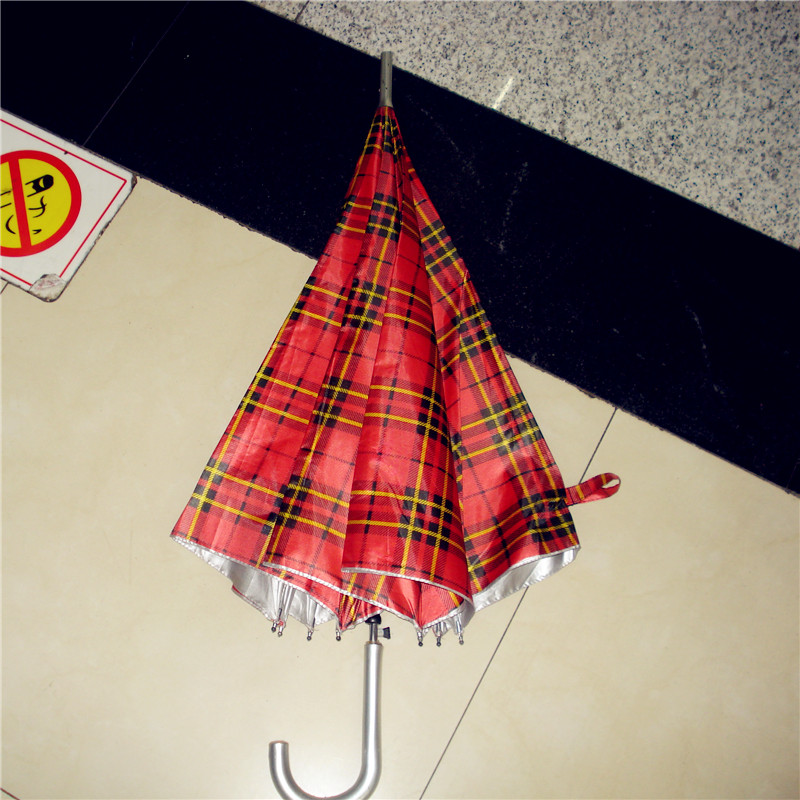 Korean-style checkered umbrellas, British-style sunshades, long-handled windproof automatic umbrellas, men's and women's umbrellas Application Scenario