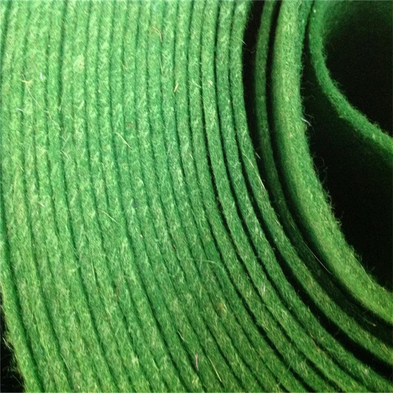 Felt fabric and non-woven fabric come in a full range of colors and have a comfortable hand feel