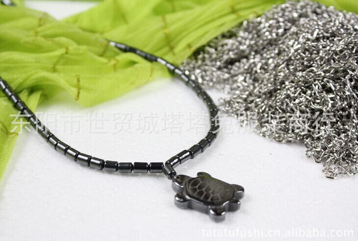2015 黑胆石保健磁疗个性项链动物造型项链批发细节图