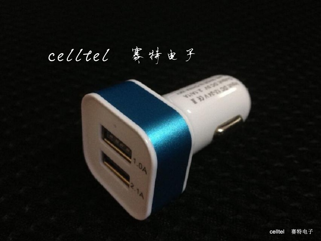 新款车载苹果双USB车充 2.1A万能手机充电器细节图