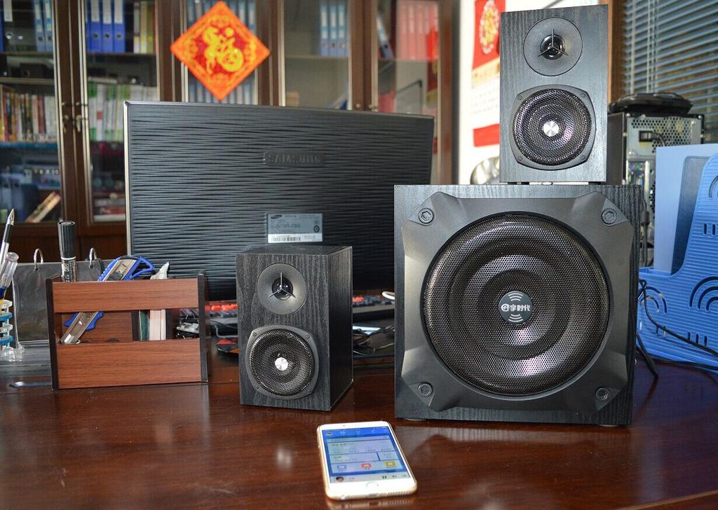 Multimedia Bluetooth Active Speaker 2.1 Subwoofer Gaming speaker details Picture