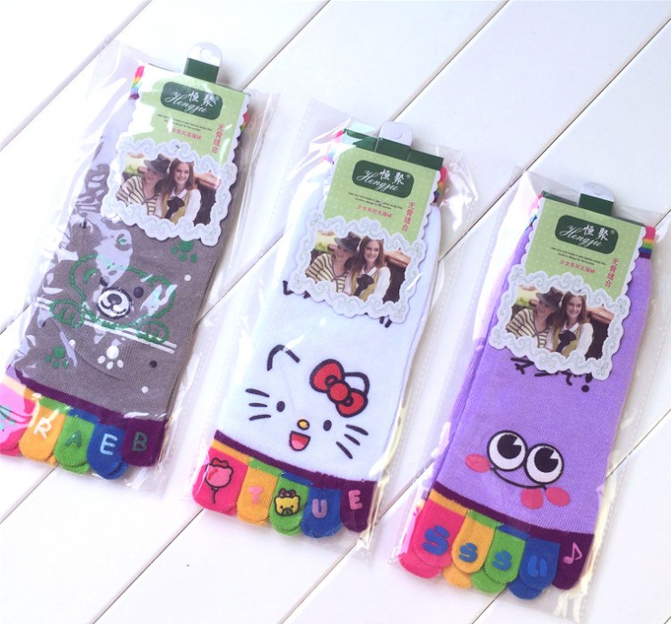 卡通可爱硅胶全棉五指袜 分趾袜 秋冬新款中筒女袜子