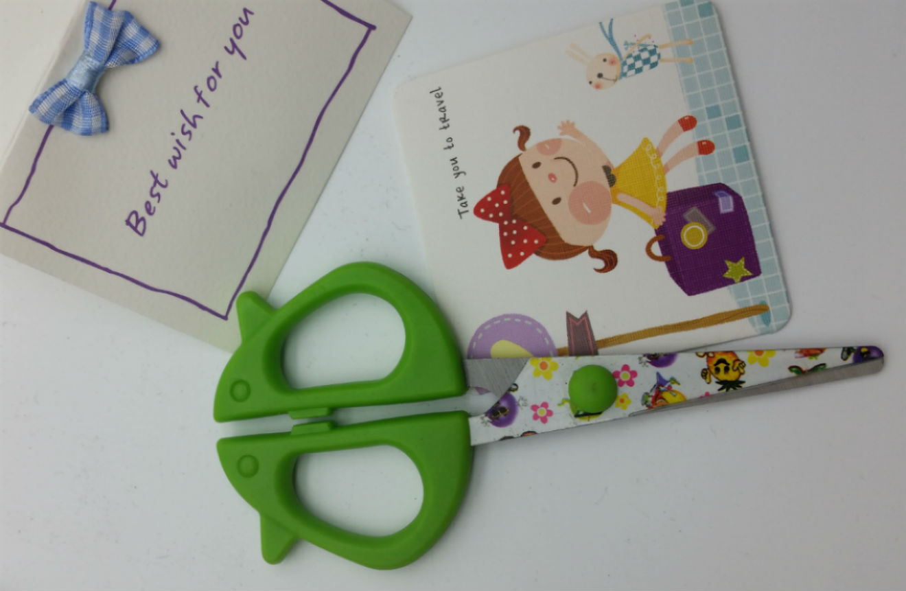 Penghao Children's color cartoon Scissors, student scissors, Safety scissors, art and paper-cutting scissors