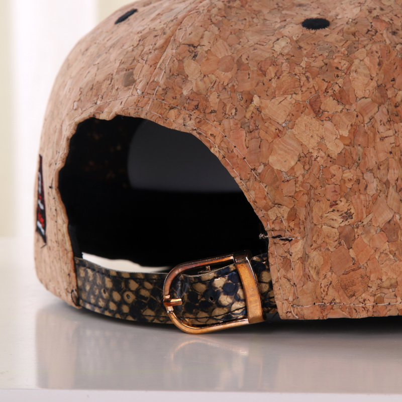 Real Wood Grain Snakeskin Flat Brim Hat Sports Hat Hip Hop Hat Sun Hat Casual Hat Application Scenario