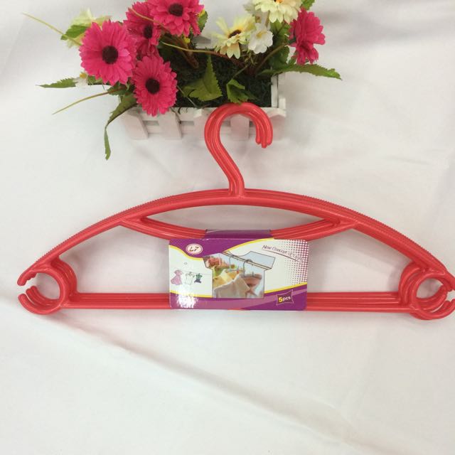 Clothes hanger Plastic clothes hanger non-slip clothes hanger drying clothes hanger