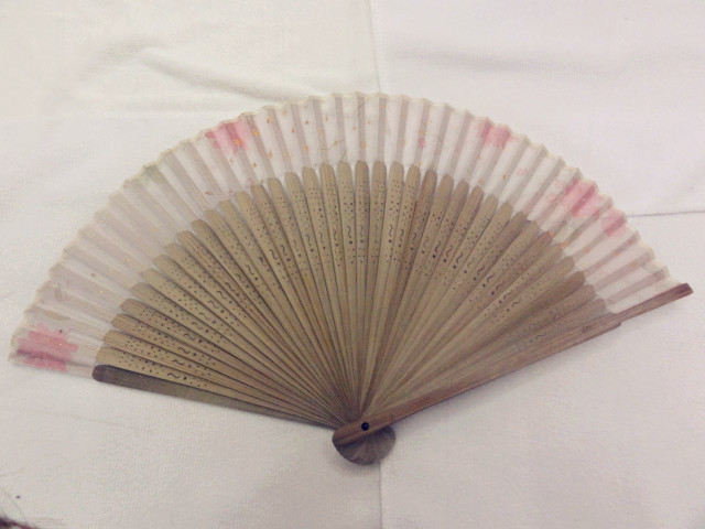 A Large Row Of Fans Can Be Mixed With Bamboo Bone Rods Ultra-Thin Specification drawing