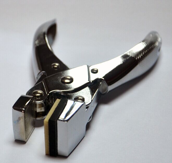 打孔钳/机器产品图