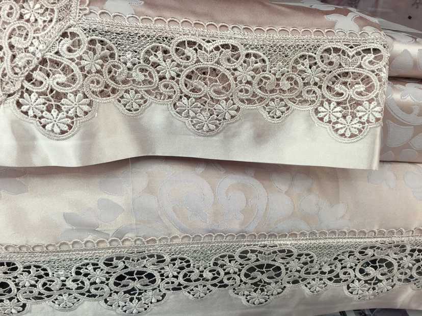 4-piece set, bedding, Tencel jacquard, Chanse cotton, Mercury style, European jacquard details Picture