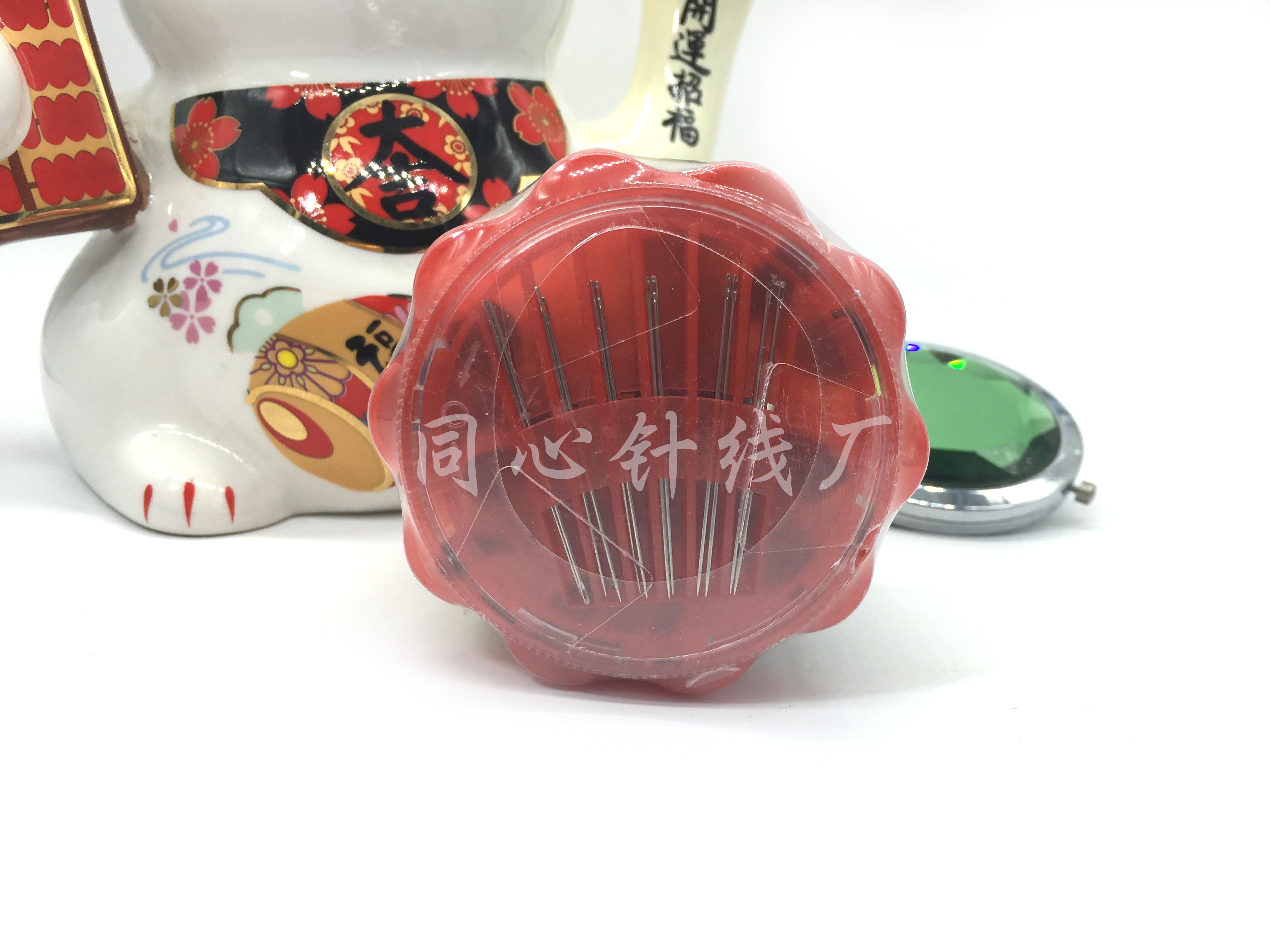 Factory direct sales of sewing kits, old lady sewing kits, colored threads/sewing machine threads, a must-have for daily life, 240 pieces