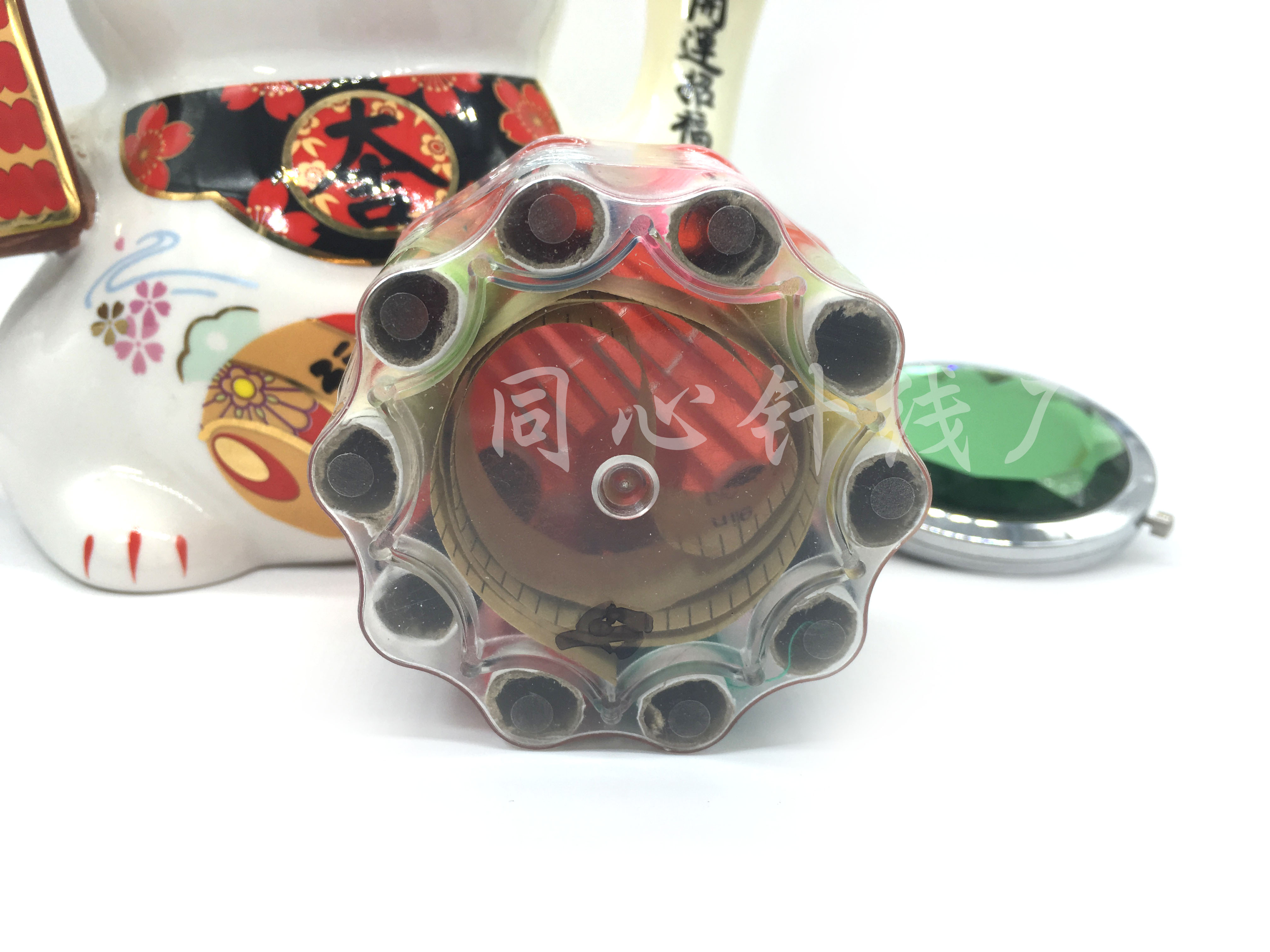 Factory direct sales of sewing kits, old lady sewing kits, colored threads/sewing machine threads, a must-have for daily life, 240 pieces Specification image