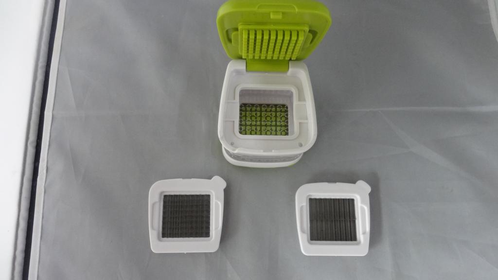 Factory direct sales of two-sided press garlic slicers Specification image