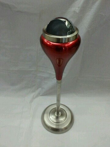 新款可伸缩杆高脚烟缸