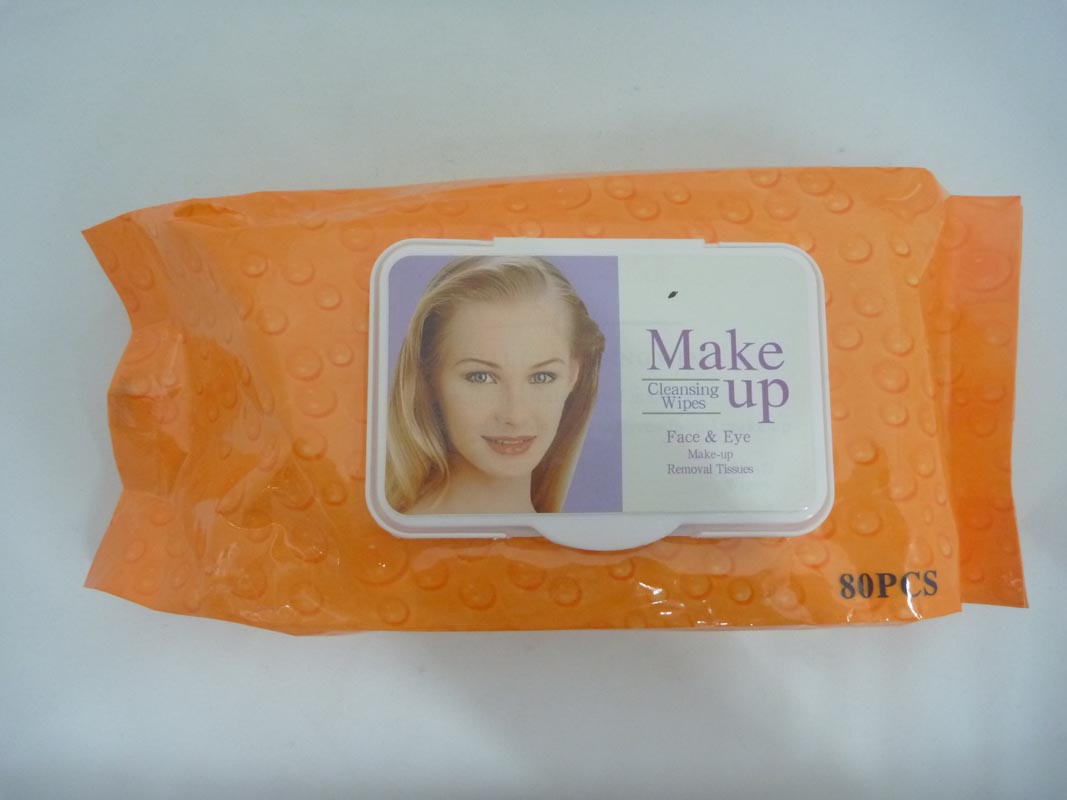 Factory direct sales of 80 pieces of covered beauty makeup remover wet wipes and beauty tools Application Scenario