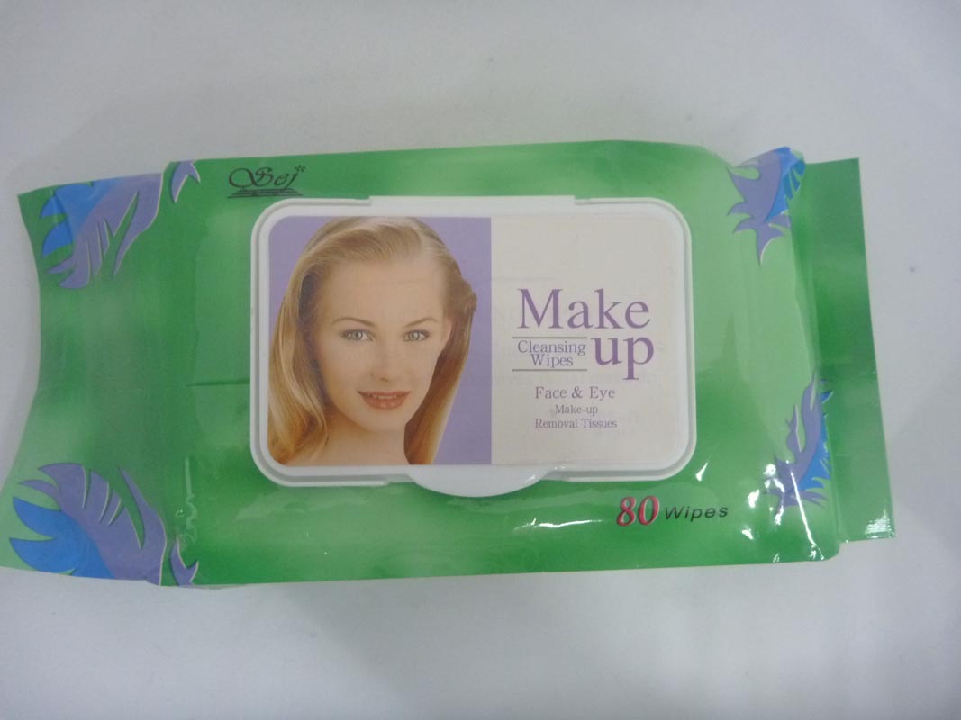 Factory direct sales of 80 pieces of covered beauty makeup remover wet wipes and beauty tools Specification image