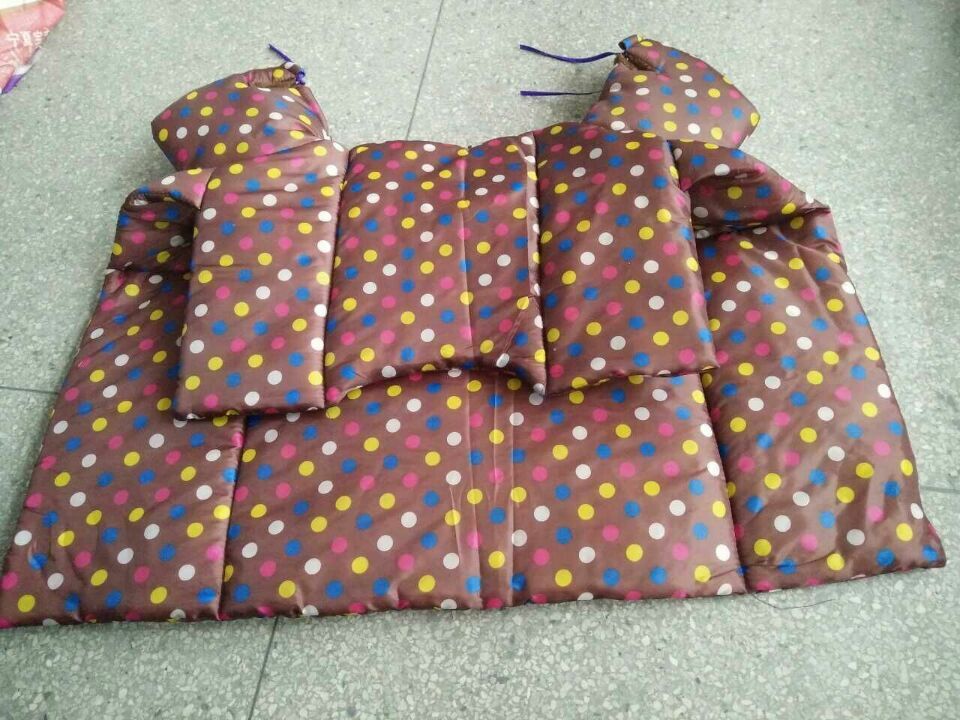 A transparent wind shield and rain shield in front of the electric vehicle sun umbrella Specification image