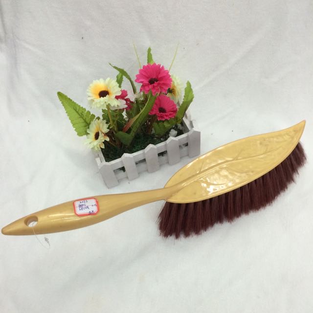 Bed brush Leaf bed brush Plastic bed brush Cleaning brush Carpet brush