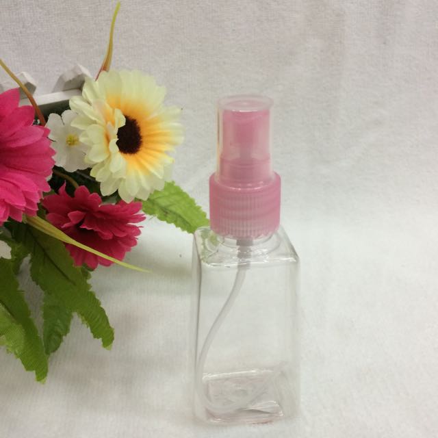 Trapezoidal transparent sprayer Small Sprayer Spray Bottle Perfume bottle 70Ml