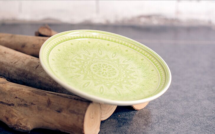 10.5-inch creative patterned ice-crack underglaze ceramic plate details Picture