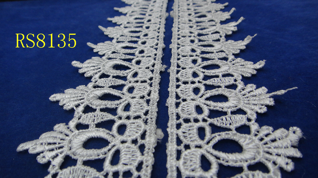 Lace accessories, lace clothing embroidery, water-soluble lace Application Scenario