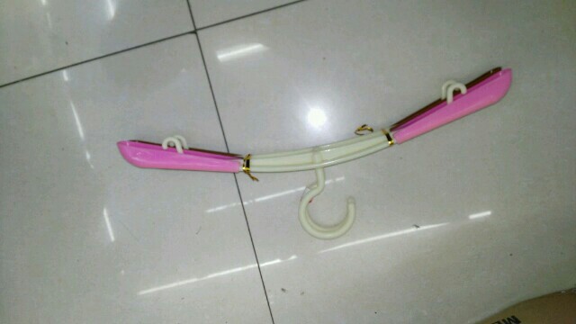 升级便携式多功能防滑成人儿童伸缩塑料衣物晾晒 旅行专用衣架