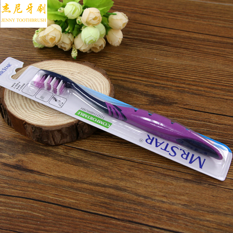 Couples Oral Adult Toothbrush Cleaning Brush Jenny Toothbrush Medium Bristle Toothbrush 226 Application Scenario