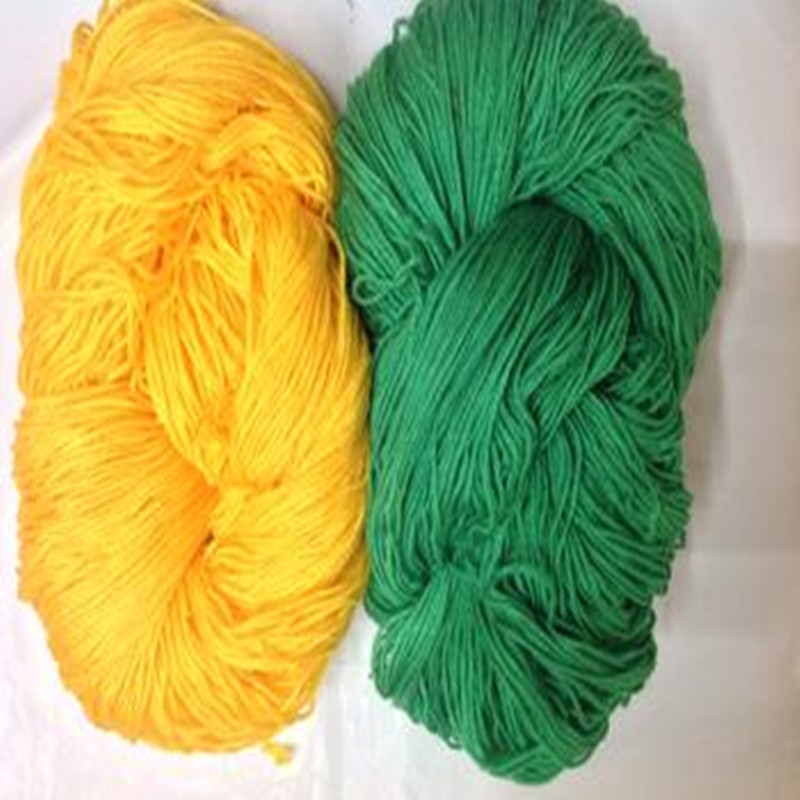Factory direct sales of 4-strand expanded acrylic yarn and medium-thick acrylic wool yarn for handicrafts and toys