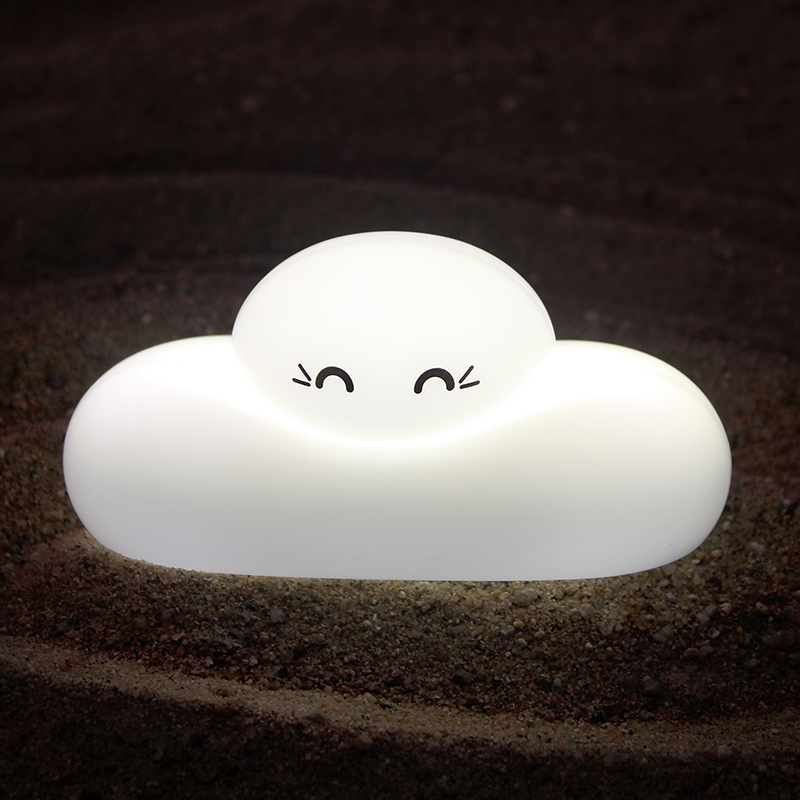 云朵小夜灯 USB桌面护眼台灯 LED小夜灯图