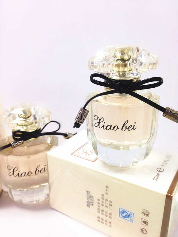 2015 Faradi Beckham Men's and Women's Perfume Pink Beauty Perfume Application Scenario