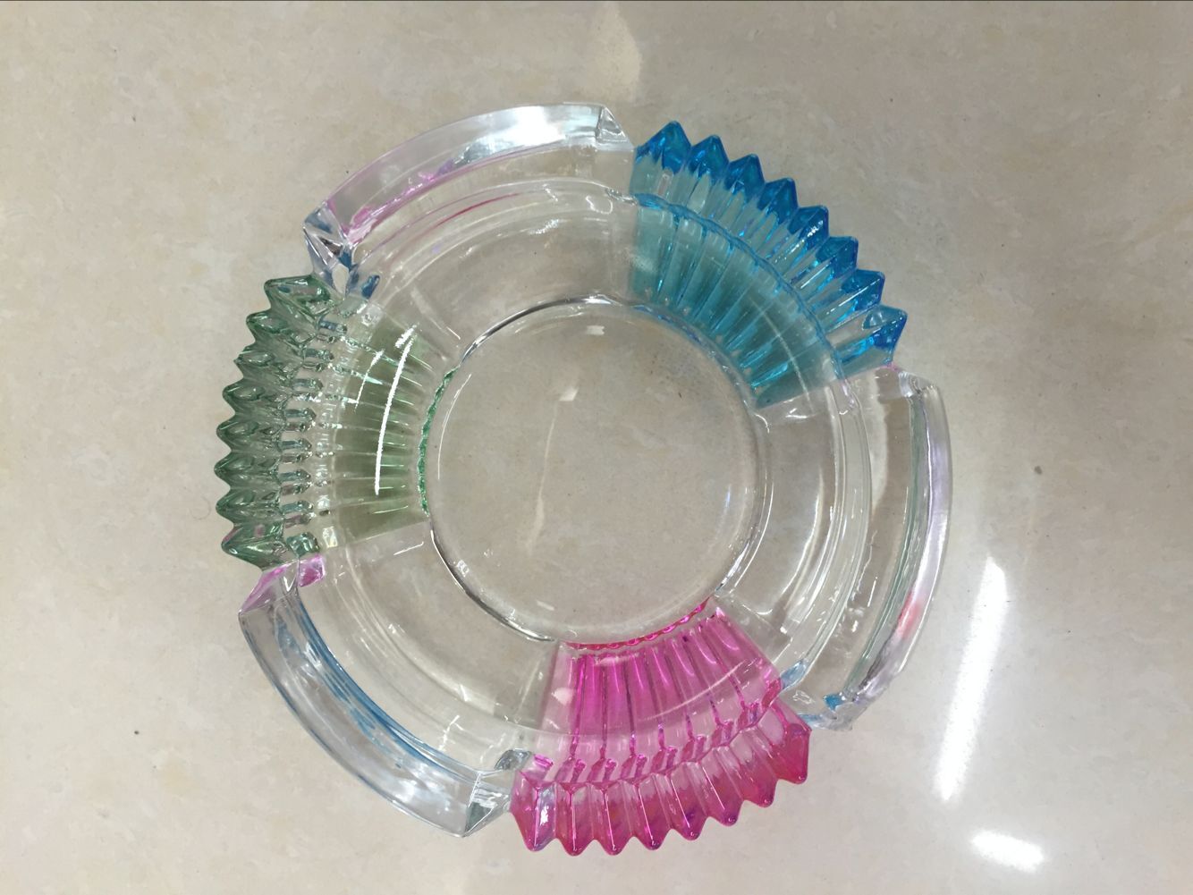 高白料烟缸喷彩A004彩