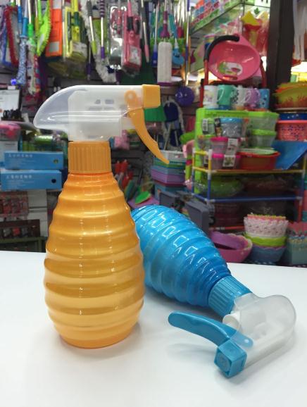 Watering pot watering pot sprayer household plant watering pot sprinkling kettle air pressure type Specification drawing