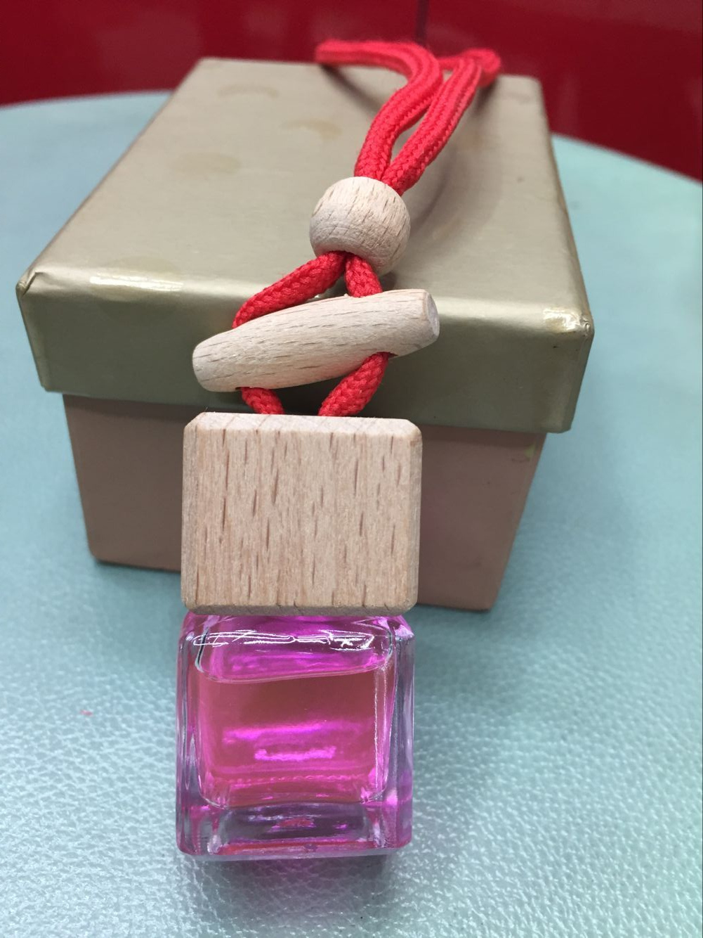 Car perfume seat, car glass crystal gourd, car hanging perfume, car hanging accessories, car decoration factory details Picture