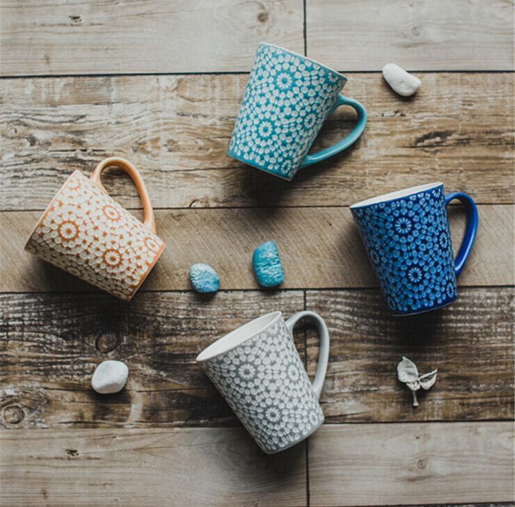 Hand-painted ceramic cups, distinctive mugs, personalized coffee cups, country-style tea cups, creative couple cups