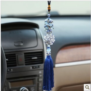 仿玛瑙牡丹花青花瓷手工制作车挂细节图