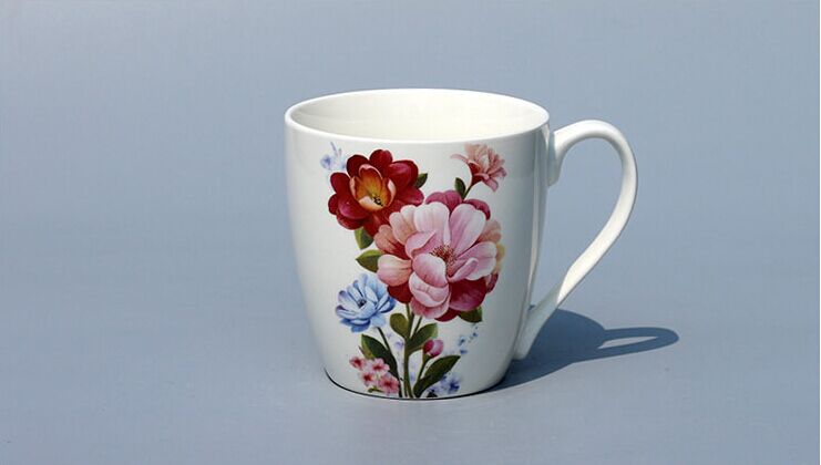 外贸原单新品纯白新骨瓷创意陶瓷马克杯花卉图案细节图