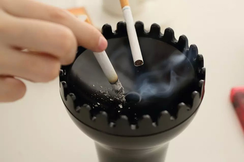 义乌好货 火炬烟灰缸 创意塑料烟灰缸 新奇特广告礼品详情图2