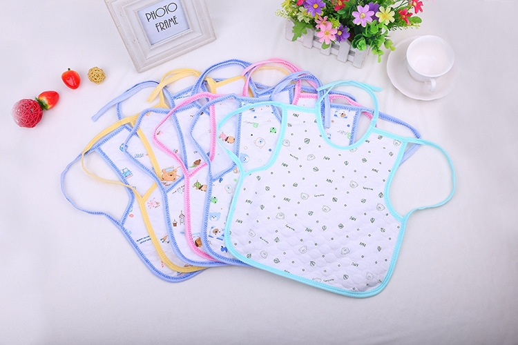 Factory wholesale waterproof coats, infant cartoon pure cotton wipes, baby and newborn bibs, baby products