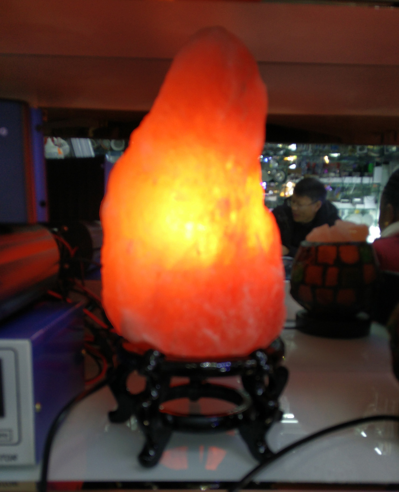 Crystal salt lamp from the Himalayas thumbnail