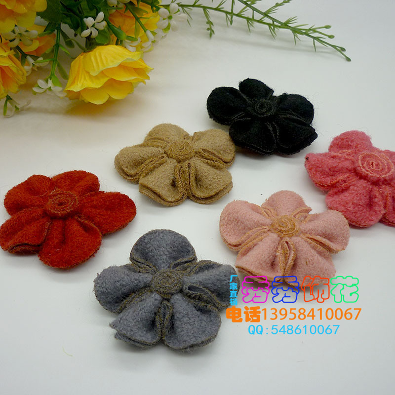 Manufacturers direct children's clothing hat gloves decorative accessories curly wool wool five - petal knitted flowers thumbnail