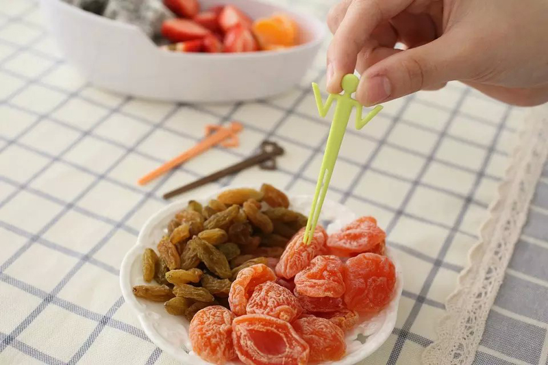 Small fruit fork/human fruit fork