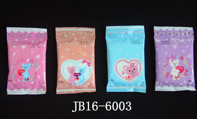 6 wet wipes, cleaning wet wipes, cartoon pull-out portable wet wipes Specification image