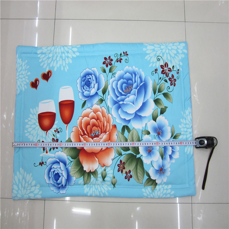 Foreign trade large-sized flowered velvet pillowcases, cotton pillowcases with zippers from the market, night market and street stalls details Picture
