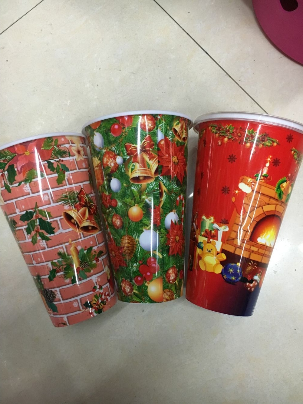 Manufacturers Direct Sales Of Large And Small Plastic Popcorn Bucket With Cover Moisture-Proof Popcorn Bucket Christmas Popcorn Bucket details Picture