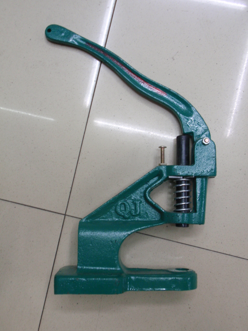 Hand press, suitable for four buckle, I buckle, rivets, steam hole, rope clamp, etc thumbnail