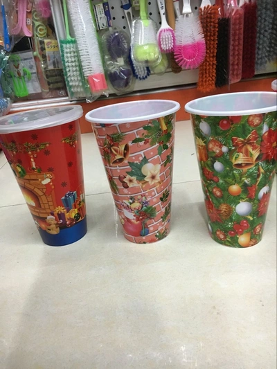 Manufacturers Direct Sales Of Large And Small Plastic Popcorn Bucket With Cover Moisture-Proof Popcorn Bucket Christmas Popcorn Bucket