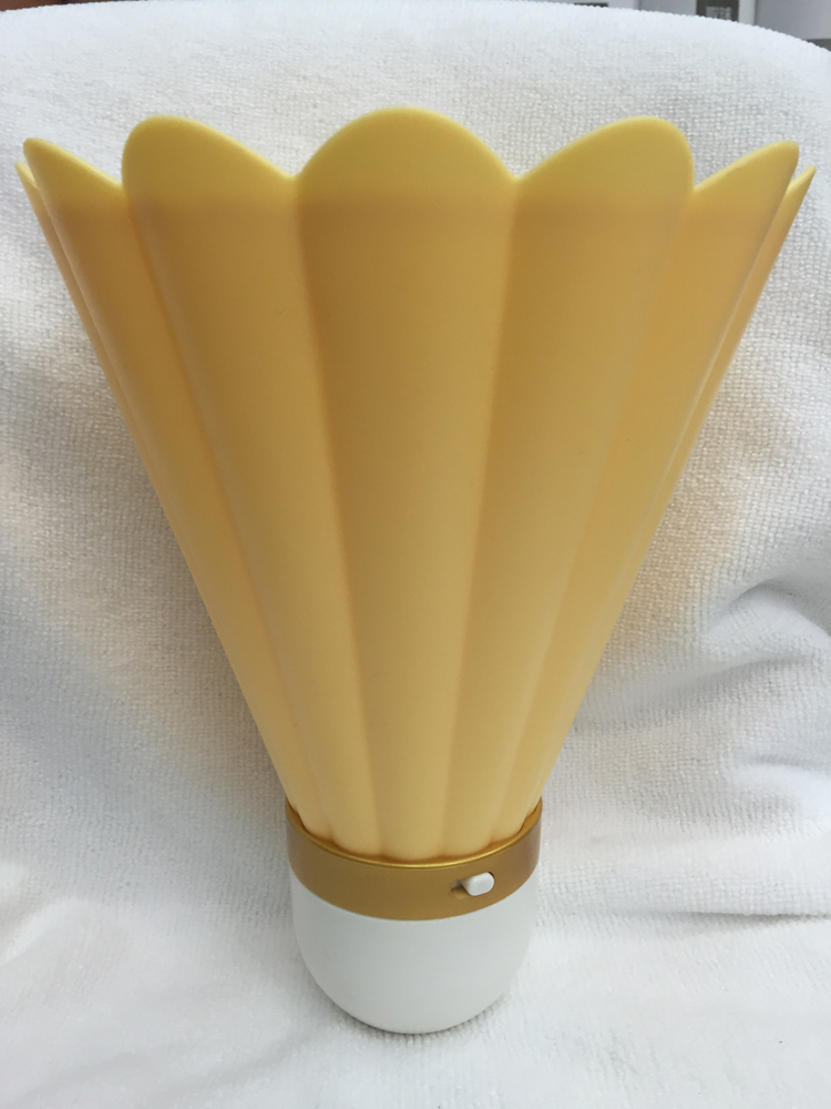 羽毛球小夜灯USB接口LED节能环保羽毛球型灯 专利产品产品图