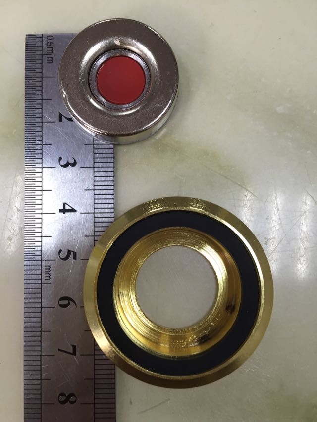 厂家直销车载手机支架专用强磁 圆形打孔磁铁 360度车载支架