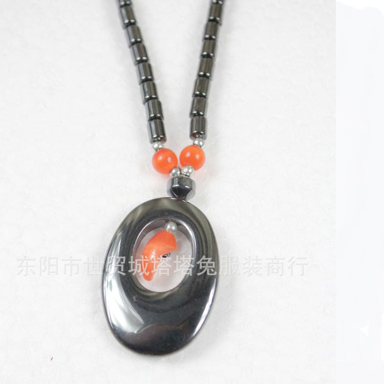 Factory direct sales of pendants, black gallstone necklaces, various styles of pendants, magnetic stone necklaces, and magnetic therapy protecters details Picture