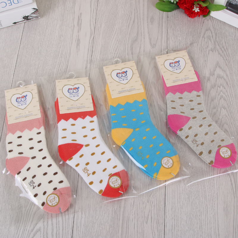 New autumn and winter thickened loop socks for men, women and children's warm cotton socks Application Scenario
